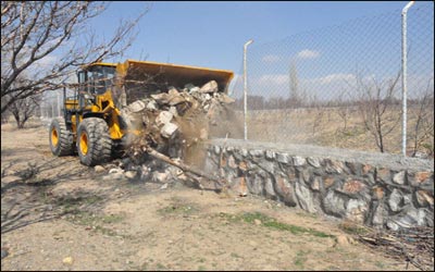 رفع تصرف ۱۳۲۰۰ متر مربع از اراضی دولتی شهرستان لنجان