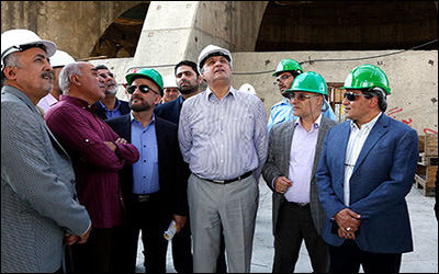 بازدید وزیر راه و شهرسازی از مصلی بزرگ امام خمینی (ره) تهران