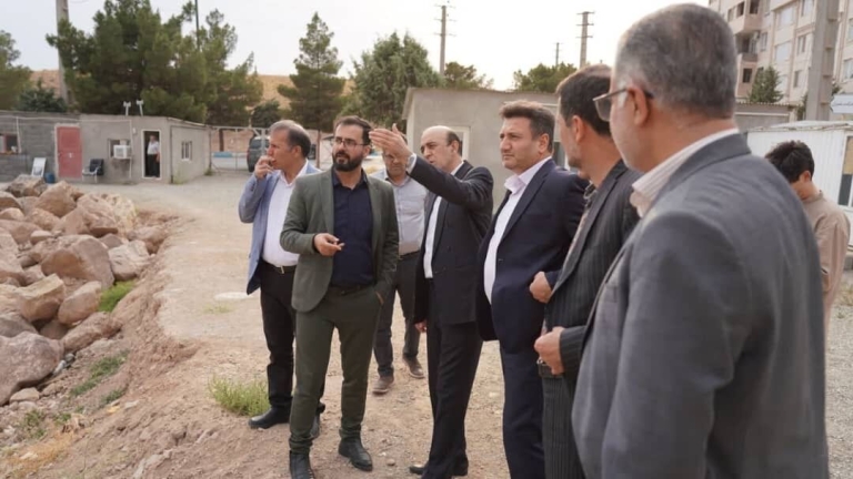 بازدید معاون وزیر راه و شهرسازی از پروژه‌های شهر جدید مهستان / تأکید بر برخورد جدی با پیمانکاران کم کار