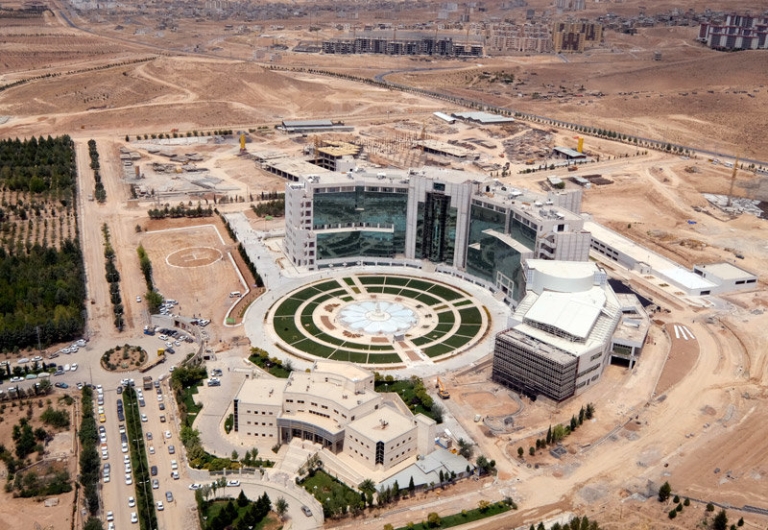 تخصیص بیش از ۵.۸ هزار میلیاردتومان اعتبار برای تکمیل فضاهای درمانی ، عمومی و ورزشی