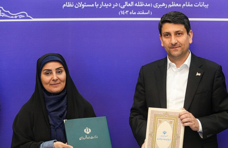 توسعه ارتباطات و خانه‌دار شدن کارکنان ، محور تفاهم‌نامه وزیران راه و شهرسازی و ارتباطات