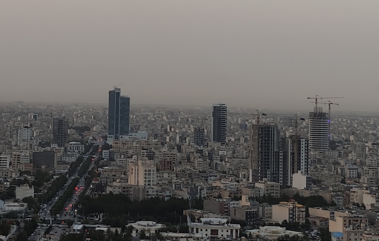 سند یکپارچه بلندمرتبه‌سازی‌های شهر مشهد تدوین می‌شود / ساخت ساختمان‌های بلند به جز جنوب غربی مشهد تا تدوین سند یکپارچه ممنوع است