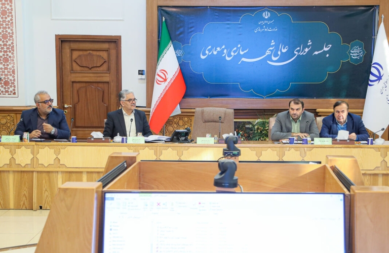 موافقت با طرح جامع بیرجند و دستورالعمل ماده ۱۴ قانون زمین شهری تبریز با تاکید بر حفظ باغات