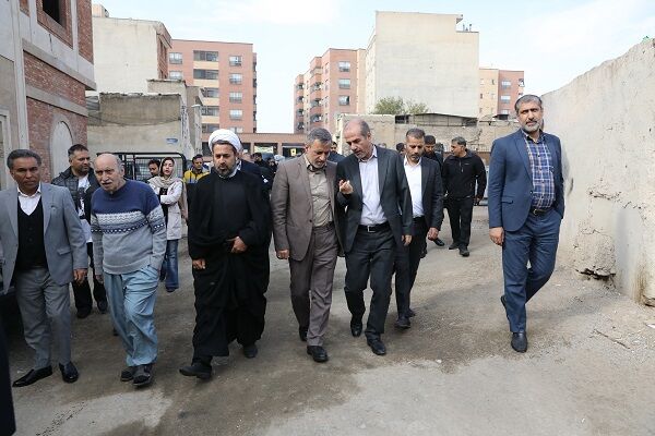 بازدید معاون وزیر راه و شهرسازی از پروژه‌های بازآفرینی شهری منطقه ۱۲ تهران