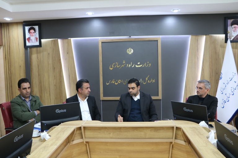 پایش برنامه اجرایی سازمان ملی زمین و مسکن در استان فارس