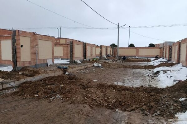 پیشرفت ۷۰ درصدی عملیات نصب انشعابات آب در پروژه ۱۰۰ واحدی نهضت ملی مسکن بینالود