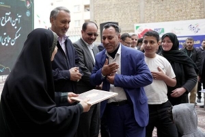 واگذاری زمین به ۲۲۰۰ خانوار متقاضی طرح جوانی جمعیت استان فارس