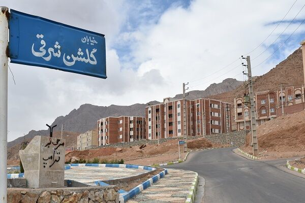 پیشرفت ۹۱ درصدی پروژه ۱۳۸ واحدی مهدیشهر استان سمنان / فعالیت ۲۰ نیروی ساختمانی در جنگ رمضان