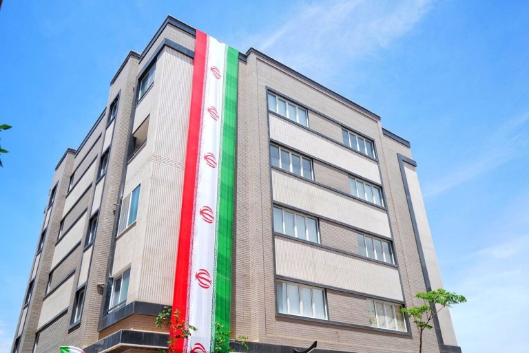 کلید ۵۵۰۰ واحد نهضت ملی به هم‌وطنان قمی و سمنانی تحویل شد