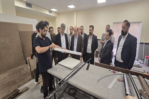 بازدید مدیرعامل شرکت عمران شهرهای جدید از مرکز کارآفرینی ، آموزش و اشتغال شهر جدید مهستان