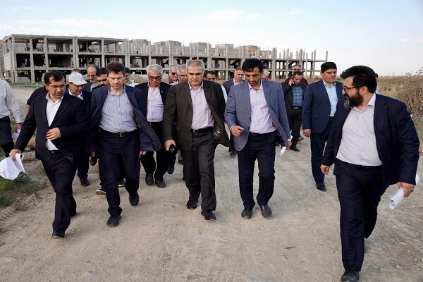 پایش میدانی بزرگ‌ترین پروژه مسکن غرب گلستان با حضور مدیرعامل سازمان ملی زمین و مسکن