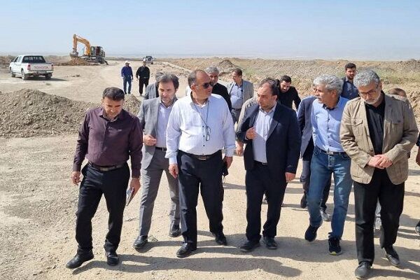 بازدید عضو هیات مدیره شرکت عمران شهرهای جدید از عملیات اجرایی مترو گلبهار