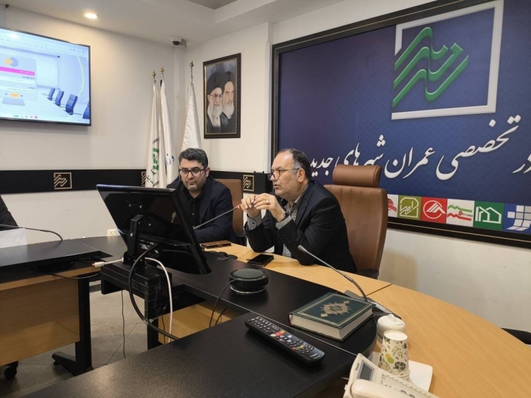 بررسی توسعه شهرک‌ها و نواحی تخصصی حمل‌ونقل و انبارداری در پیرامون شهرهای جدید