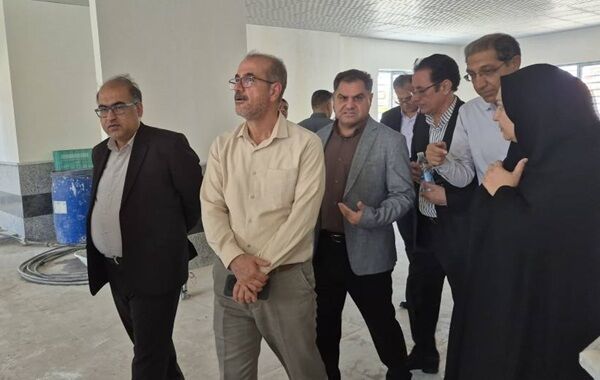 بازدید مدیرعامل شرکت بازآفرینی شهری از پروژه‌های فرهنگی جیرفت / تلاش برای افتتاح دو پروژه دیگر تا هفته دولت سالجاری