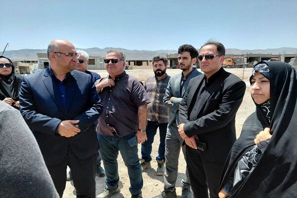 بازدید مسئولان استانی از بزرگ‌ترین سایت نهضت ملی مسکن البرز