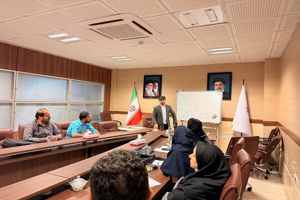 برگزاری کارگاه آموزشی قراردادهای واگذاری مسکونی و غیرمسکونی در خوزستان
