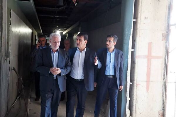پیگیری تأمین اعتبار و تسریع در تکمیل بیمارستان ۴۲۰ تختخوابی رشت
