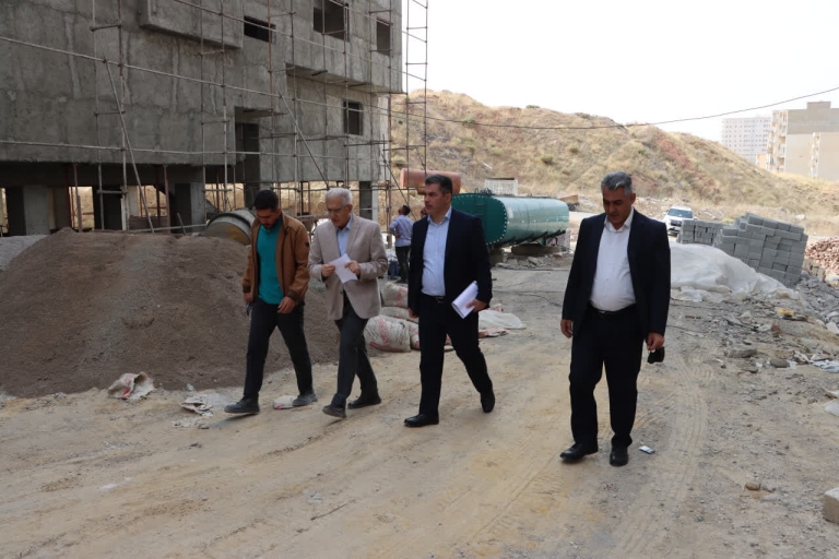 بازدید مدیرکل راه و شهرسازی آذربایجان شرقی از ۳ پروژه بزرگ نهضت ملی مسکن در تبریز
